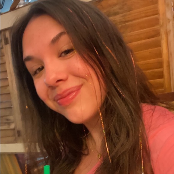 _isabellahurst_